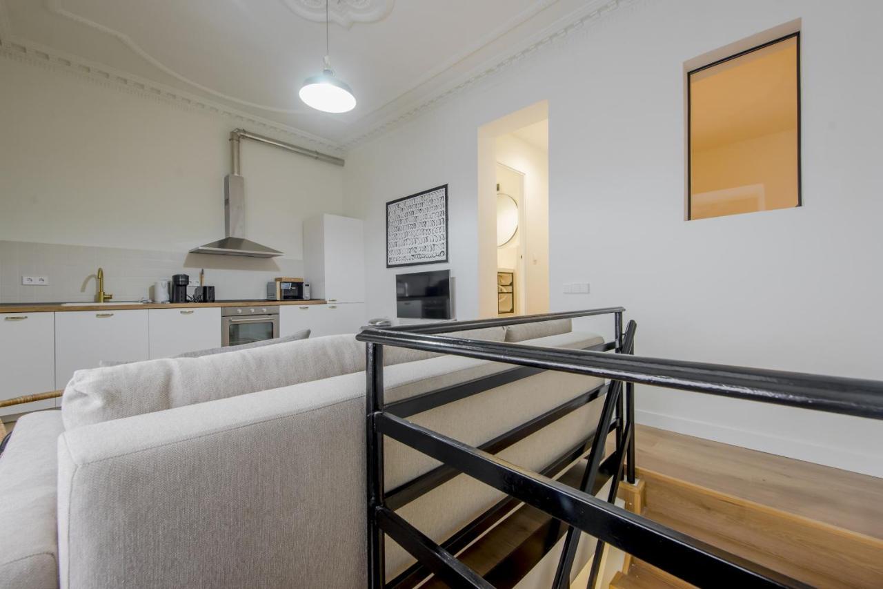 Modern Apt & Cool Interior Design En El Retiro Apartment Madrid Exterior photo